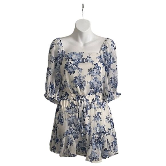 NWT Altar'd State Blue and White Floral Adelaide Romper Size S - Picture 2 of 5